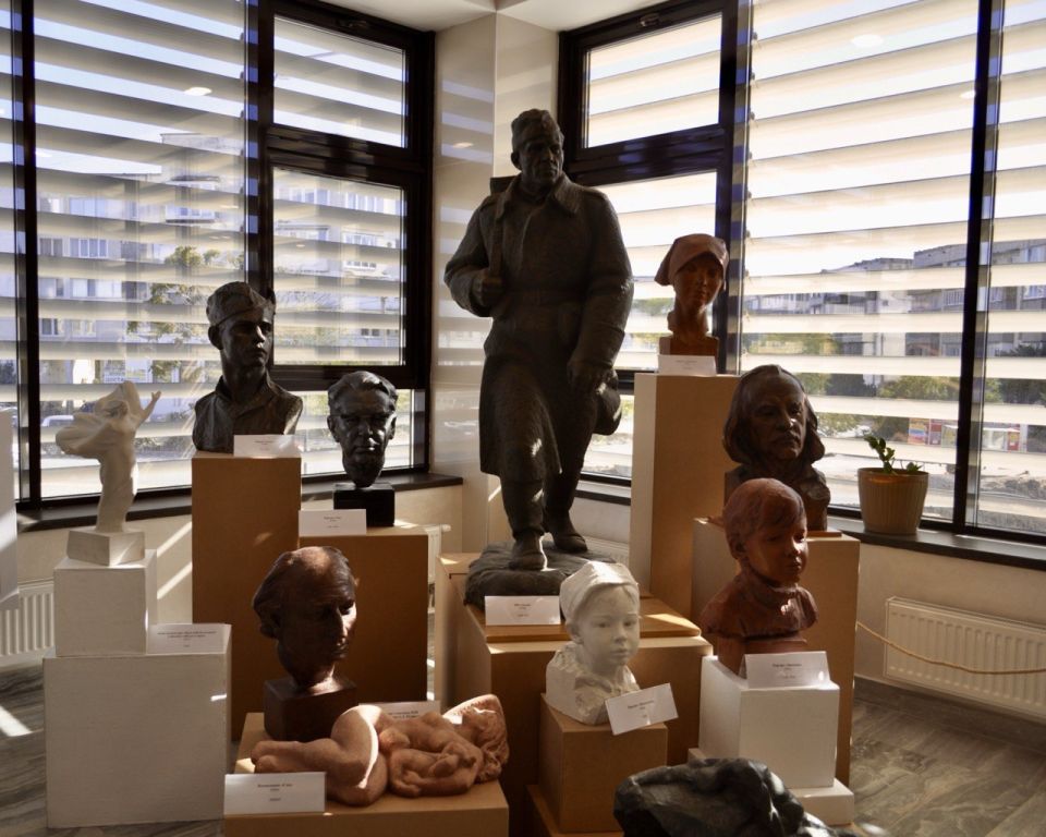 В Севастополе открылась выставка «Станислав Чиж и его время»