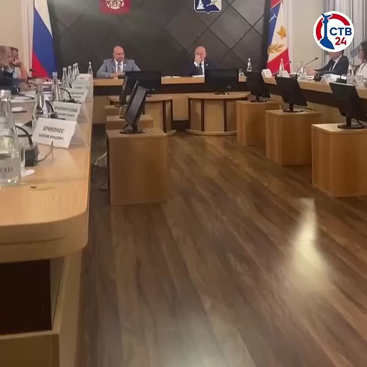 Михаил Развожаев потребовал усилить контроль за уборкой мусора в центре города