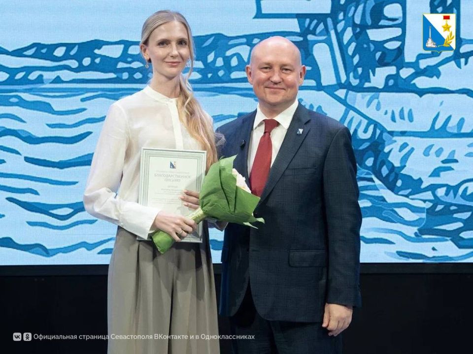 ������ ��������� ��������� ����������� ����������-������� ������ � 10-������ �����������