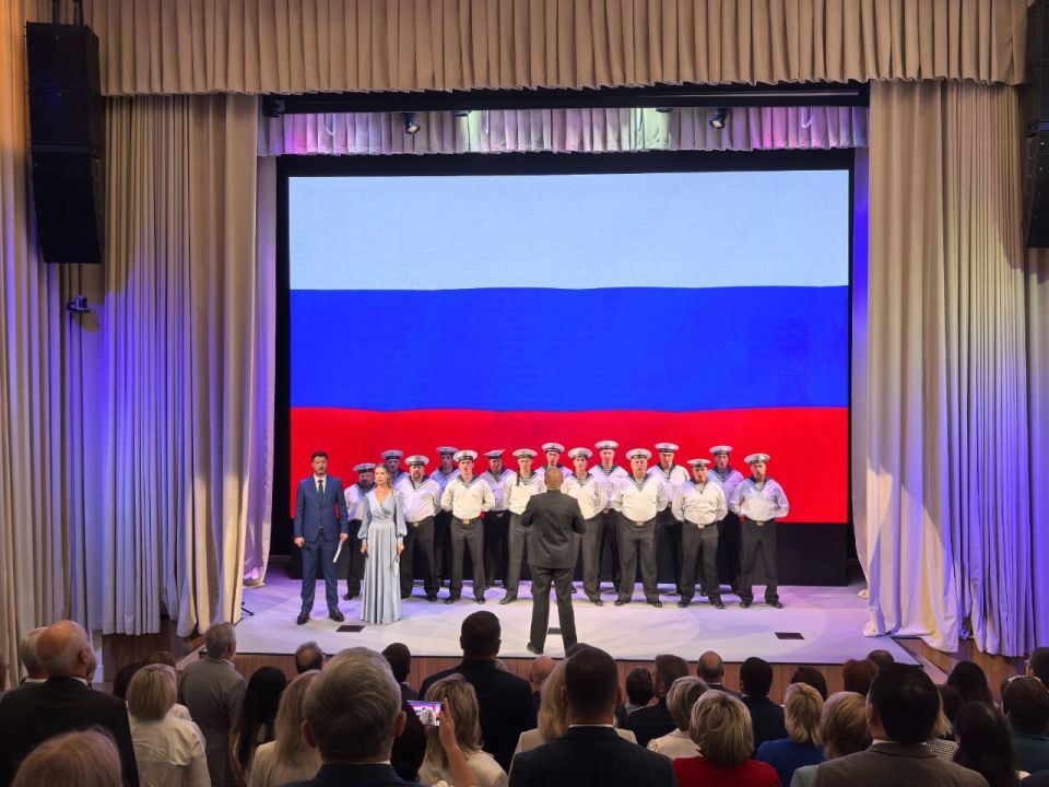 ��������� ���������: ������� ������� ������� � ������������� �����������, ������������ � 10-����� �� ��� ����������� ����������-������� ������ ������ �����������