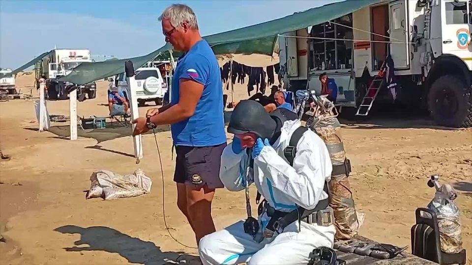 В Анапе и Темрюкском районе полностью собрали мазут, осевший на морском дне — оперштаб Кубани