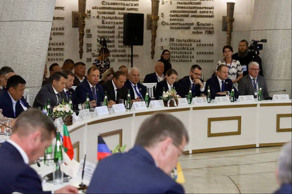 �������� ������: � ������������ ���� �����-�������� ��������������� ����� ���������� 43-� ����������� ����-���������� ������������� ����������, ������� ����������� ������� �������������� 17 ����������� ����� �������� �����...