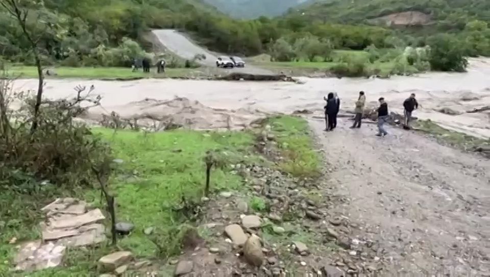 18 населенных пунктов в Дагестане отрезаны из-за разрушения моста