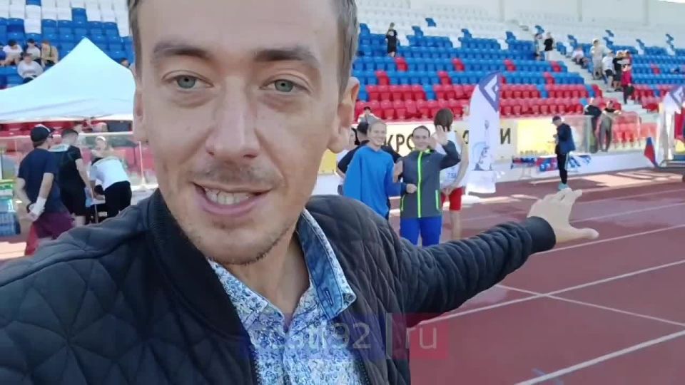 На стадионе имени 200-летия Севастополя проходит сегодня «Кросс наций»