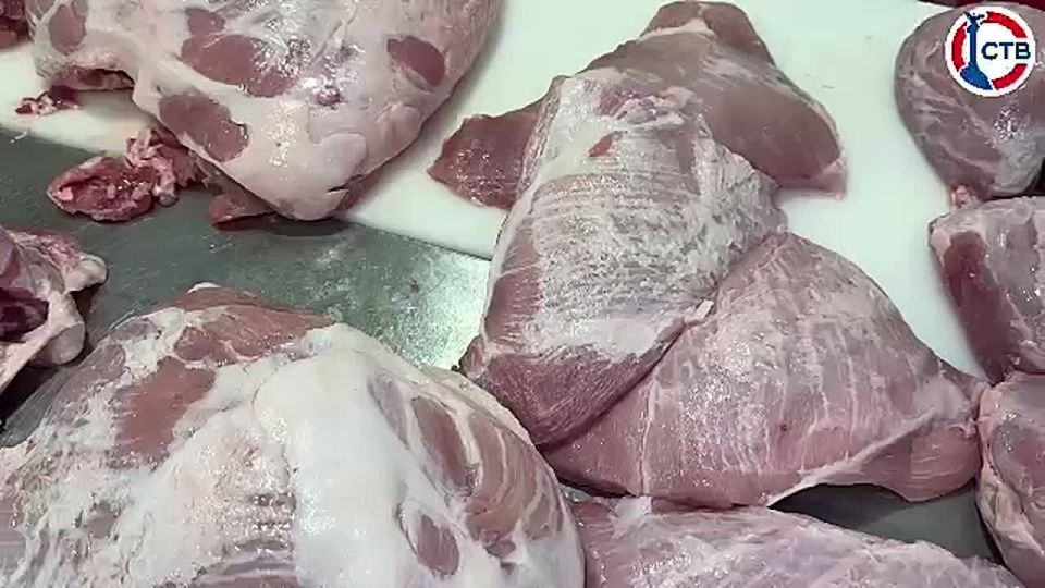 Город, идущий вперед: в Севастополе возродили производство колбасных изделий