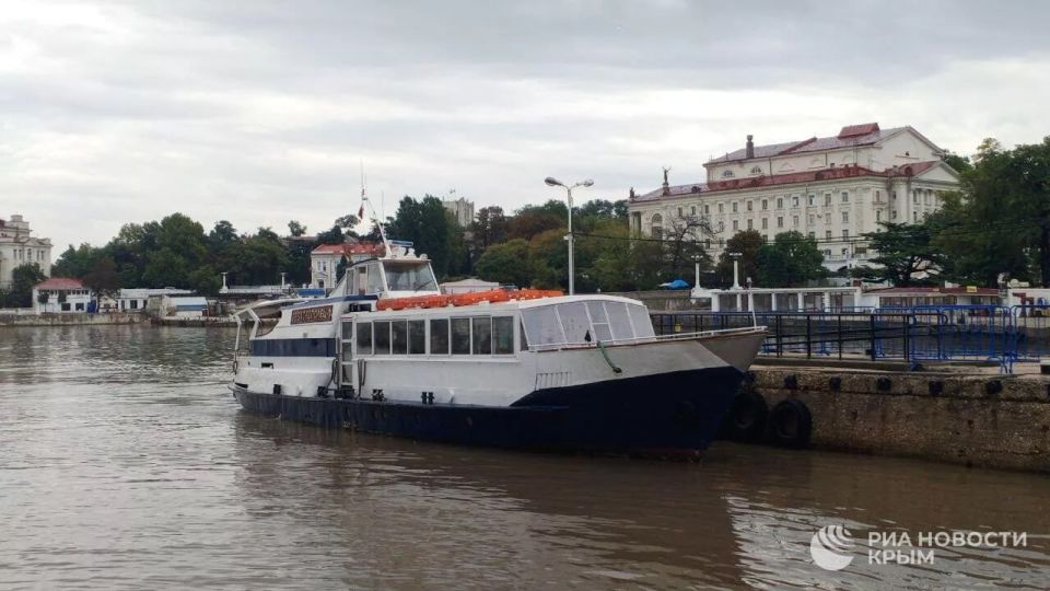 Морской пассажирский транспорт Севастополя приостановил движение – дептранс