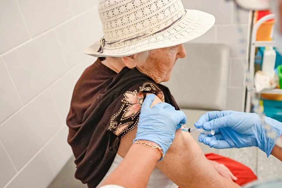 Более 68 тысяч севастопольцев уже прошли сезонную вакцинацию против гриппа