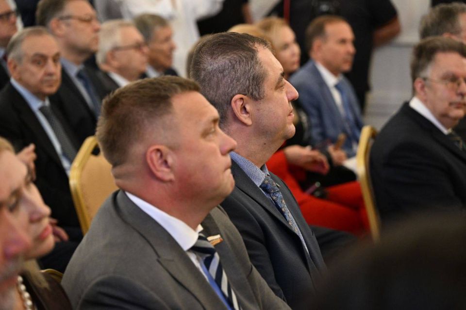 ����� ����������: ������ � ��������� ������� ������ ������� � ������������� ����������� � ���� ������� ��� ������