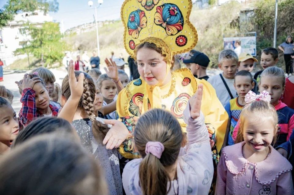 Яркие эмоции и культурное единство