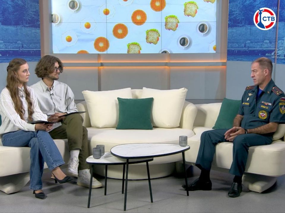 ������ �������� ���������� � ���� ��������: ��������� ������� ����, �����������!� � �����