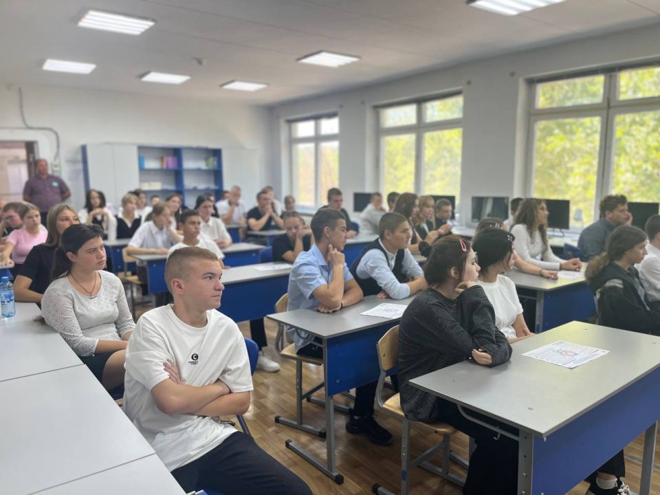 � ����������� ����������� ���������� ��������� ���������������� ������ � �����������