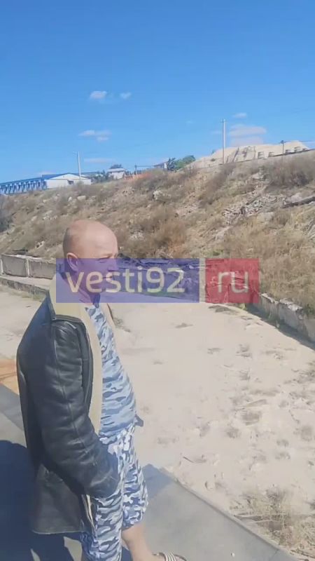 Еще кадры с места разлива. #НамПишут@vesti92 Вести Севастополь | @vesti92