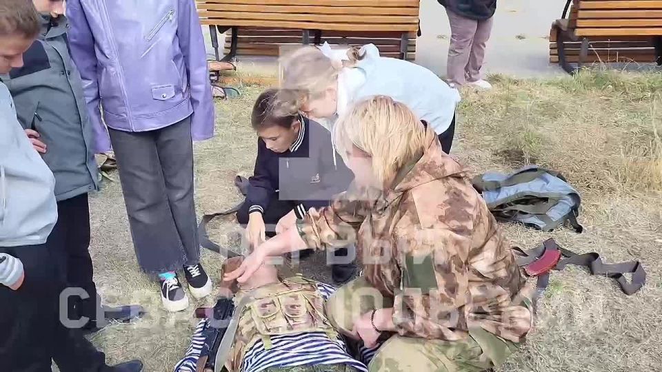 В Парке «Патриот» провели мастер-классы для школьников и учащихся средних специальных учебных заведений Севастополя
