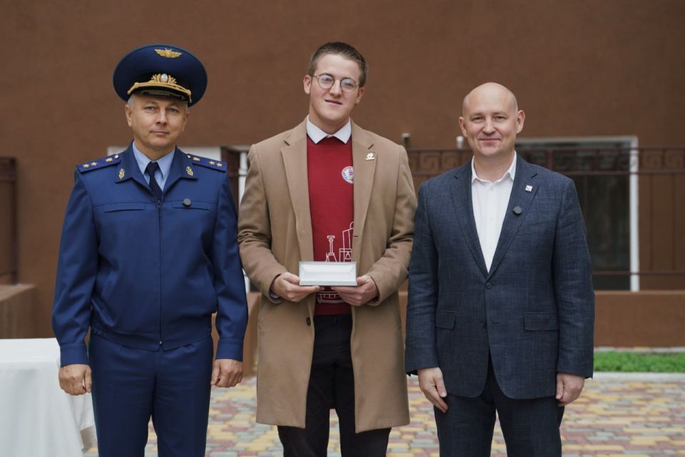 ��� ������� ��������� ������ ����������� ������ ������� ���������� �������� ������ �� ����� ������� �����-�������