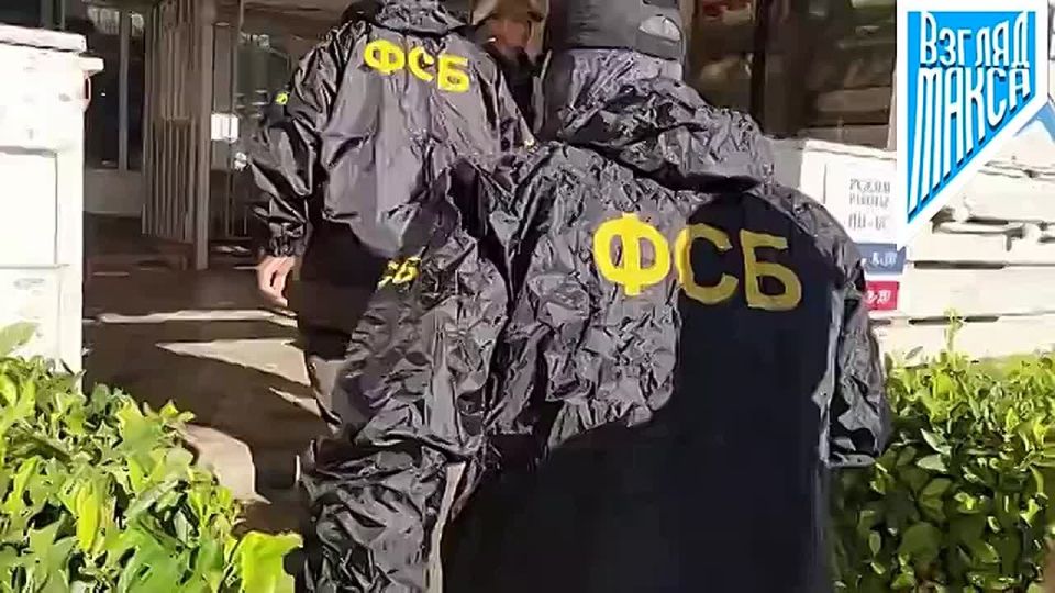Может травануть всю эту шоблу?