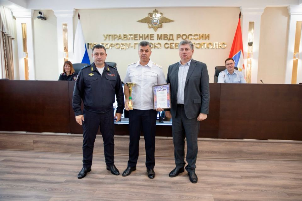 ��������� ���� ������ �� �. ����������� �������-����� ������� ������ ������� �������� ����������� �������� �� ������ ����������� ���������� ������������