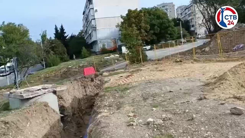 Реконструкцию водопровода, который соединяет водоузлы №7 и №20, завершили на 75%