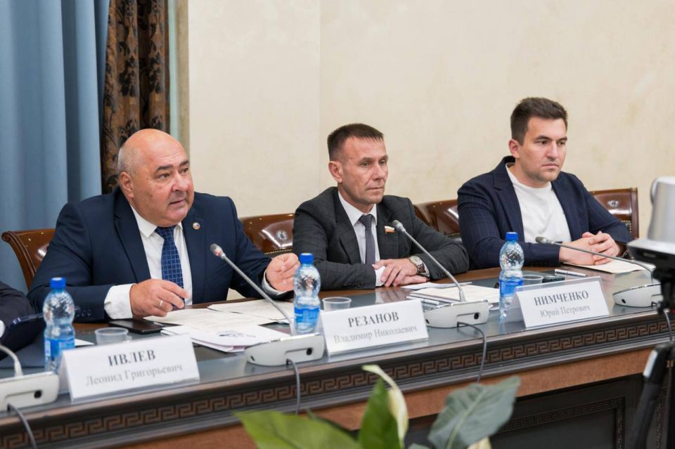 � �� �� ��������� ��������� ������� � ������������, ����������� ������������ ������ �������� ����� � ������ ����������� ������� �����������