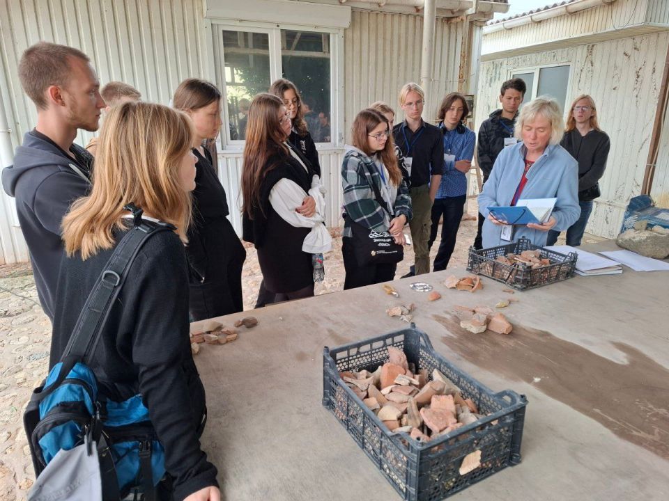 ������ ������������� ��������� �� ���������� ���������� � ���������