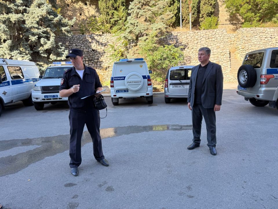 ��������� ���� ������ �� �. ����������� �������-����� ������� ������ ������� �������� ����������� �������� �� ������ ����������� ���������� ������������