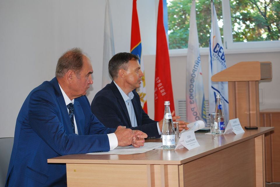 ��� ��������������� ������ ������� � ��������� ���������������� �������� �� ������ �����