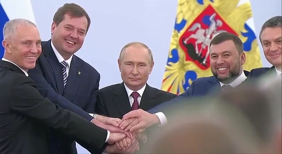 Михаил Развожаев поздравил братские регионы с Днем воссоединения с Российской Федерацией