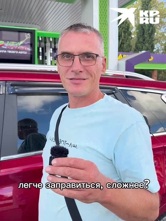 "Благодаря тому, что власти ввели ограничение в 30 литров топлива в одни руки — ситуация нормализовалась", — севастопольцы о ситуации на АЗС города