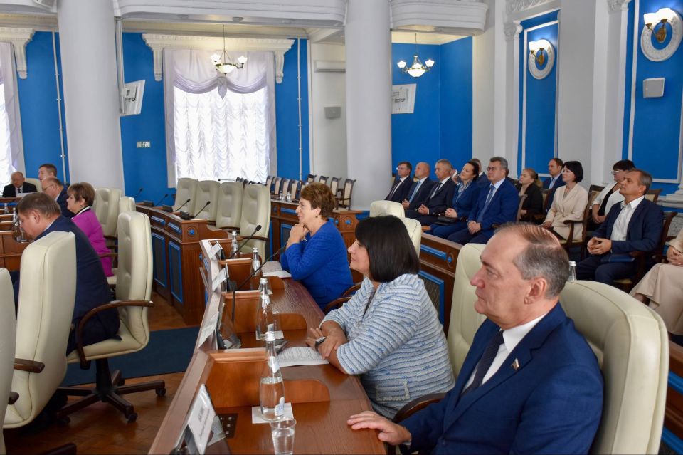 Владимир Немцев: На пленарном заседании были приняты законопроекты, которые вносят важные изменения: Владимир Немцев: На пленарном заседании были приняты законопроекты, которые вносят важные изменения: