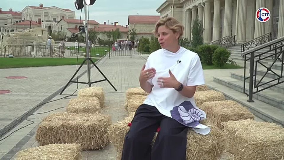 «Уличный театр как жанр, как индустрия, только формируется сейчас»: как севастопольцы и гости белокаменного стали свидетелями развития нового вида искусства