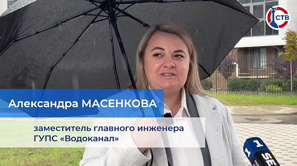 Результаты непогоды на улицах Севастополя ежедневно устраняют специалисты «Водоканала»