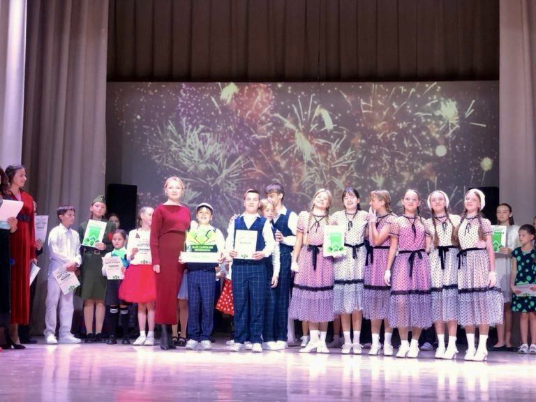 Завершился XXIII Межрегиональный фестиваль-конкурс детского и юношеского творчества «Байдарские самоцветы» Завершился XXIII Межрегиональный фестиваль-конкурс детского и юношеского творчества «Байдарские самоцветы»