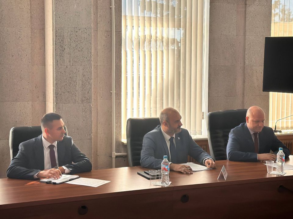 Владимир Немцев: В Законодательном Собрании сегодня состоялось расширенное заседание комитета по образованию, науке, культуре, спорту и молодёжной политике Владимир Немцев: В Законодательном Собрании сегодня состоялось расширенное заседание комитета по образованию, науке, культуре, спорту и молодёжной политике