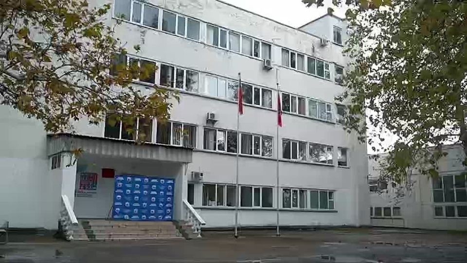 Михаил Развожаев поздравил преподавателей, мастеров и студентов с Днём среднего профессионального образования