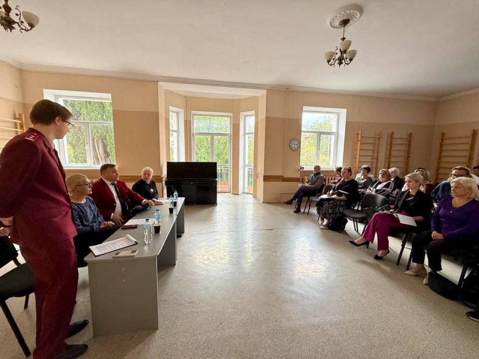 Cпециалисты Роспотребнадзора встретились с руководителями учреждений культуры Cпециалисты Роспотребнадзора встретились с руководителями учреждений культуры