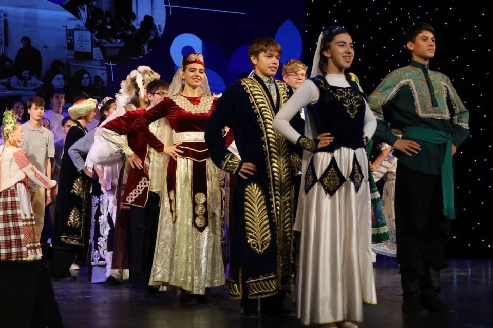 В Севастополе отметили День среднего профессионального образования В Севастополе отметили День среднего профессионального образования