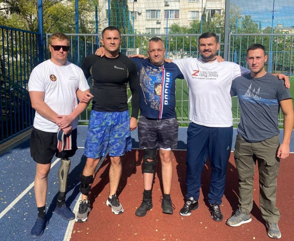 Михаил Развожаев: Участник программы "Севастополь — город Героев", Михаил Куртасов, завоевал бронзовую медаль по пауэрлифтингу Михаил Развожаев: Участник программы "Севастополь — город Героев", Михаил Куртасов, завоевал бронзовую медаль по пауэрлифтингу