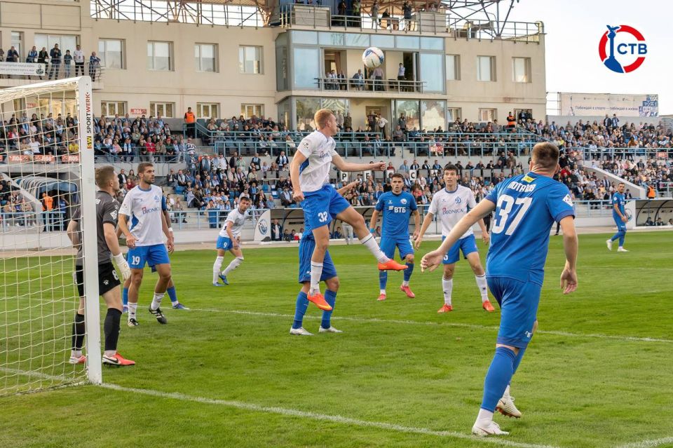 ���� ���: �� ������������� �������� � ������