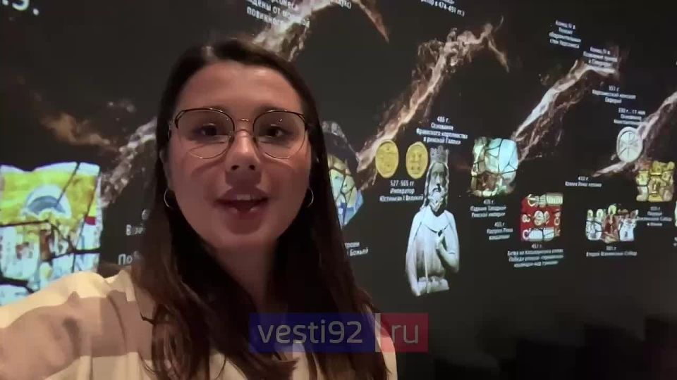 В Новом Херсонесе открылась выставка «Вспомни, где всё началось»