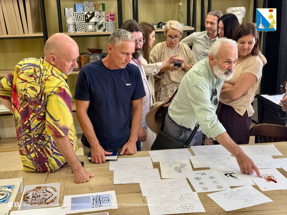 Утвердили символику Севастопольской детской школы искусств Утвердили символику Севастопольской детской школы искусств