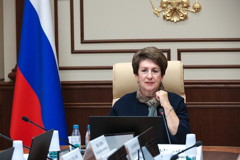 Екатерина Алтабаева: Сегодня в Совете Федерации провела совещание на тему «Об организации в субъектах РФ перевозок детей школьными автобусами» Екатерина Алтабаева: Сегодня в Совете Федерации провела совещание на тему «Об организации в субъектах РФ перевозок детей школьными автобусами»