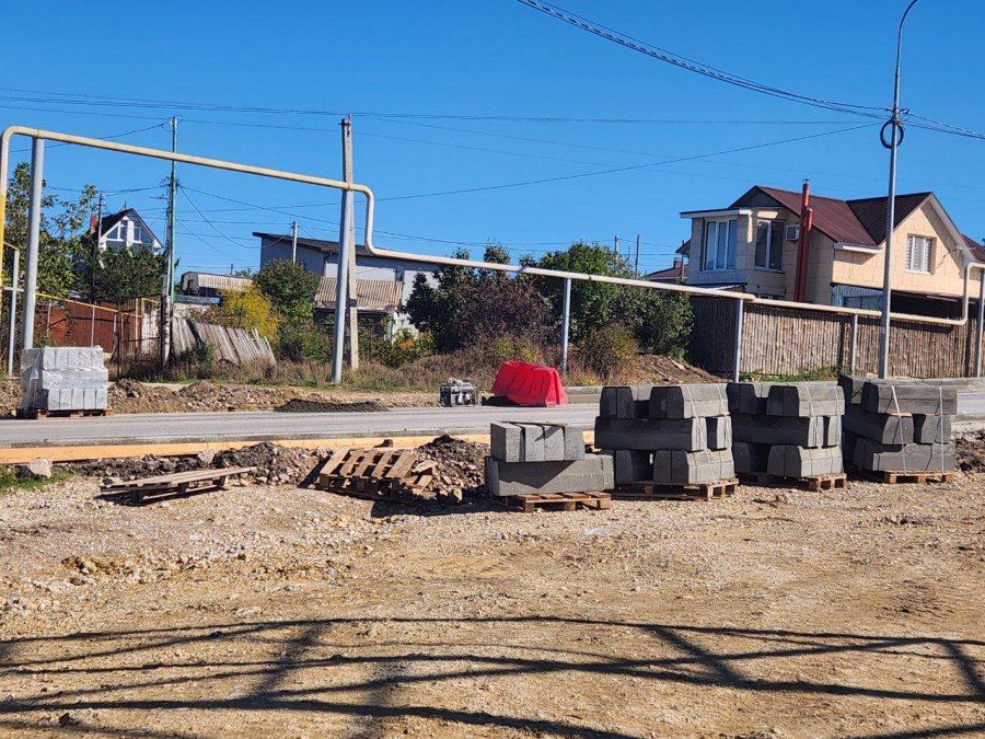 Александр Кулагин: На Северной стороне ведутся работы по обустройству тротуара на улице Богданова Александр Кулагин: На Северной стороне ведутся работы по обустройству тротуара на улице Богданова