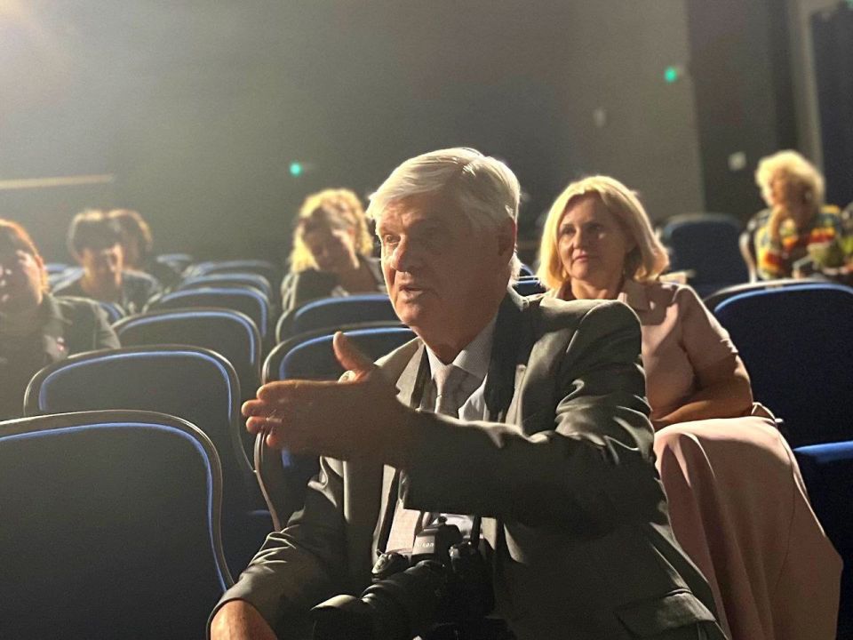 Когда театр становится школой мужества Когда театр становится школой мужества