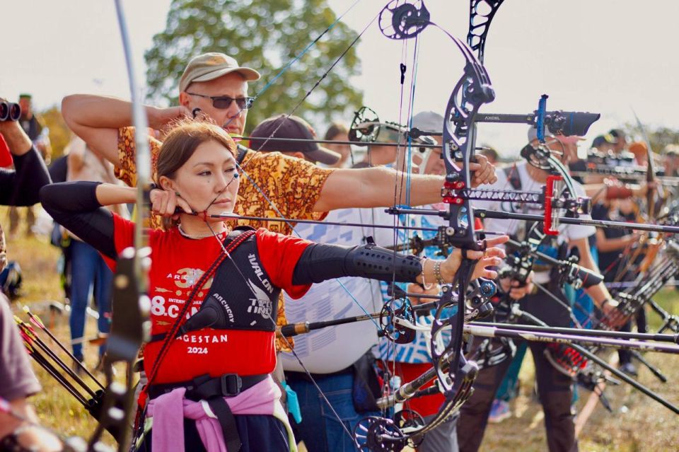Фестиваль по 3Д стрельбе из лука и арбалета «Крымский трофей» состоялся в парке живой истории «Федюхины Высоты»