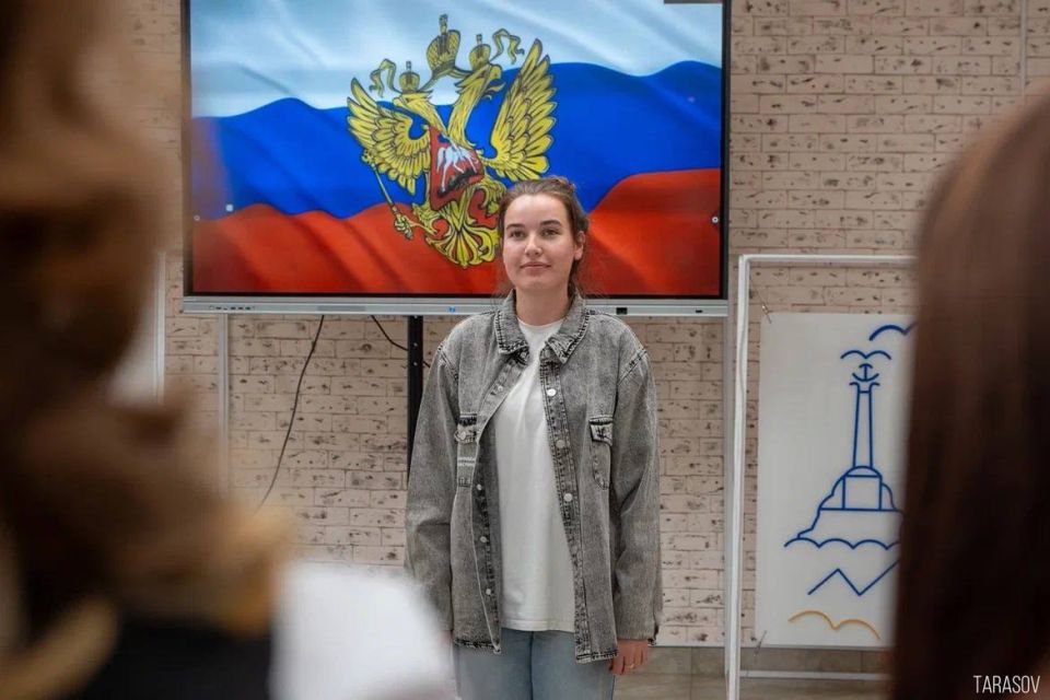 Вместе с начальником Управления по делам молодежи Мариной Юрьевной Слонченко встретились с волонтерами Вместе с начальником Управления по делам молодежи Мариной Юрьевной Слонченко встретились с волонтерами