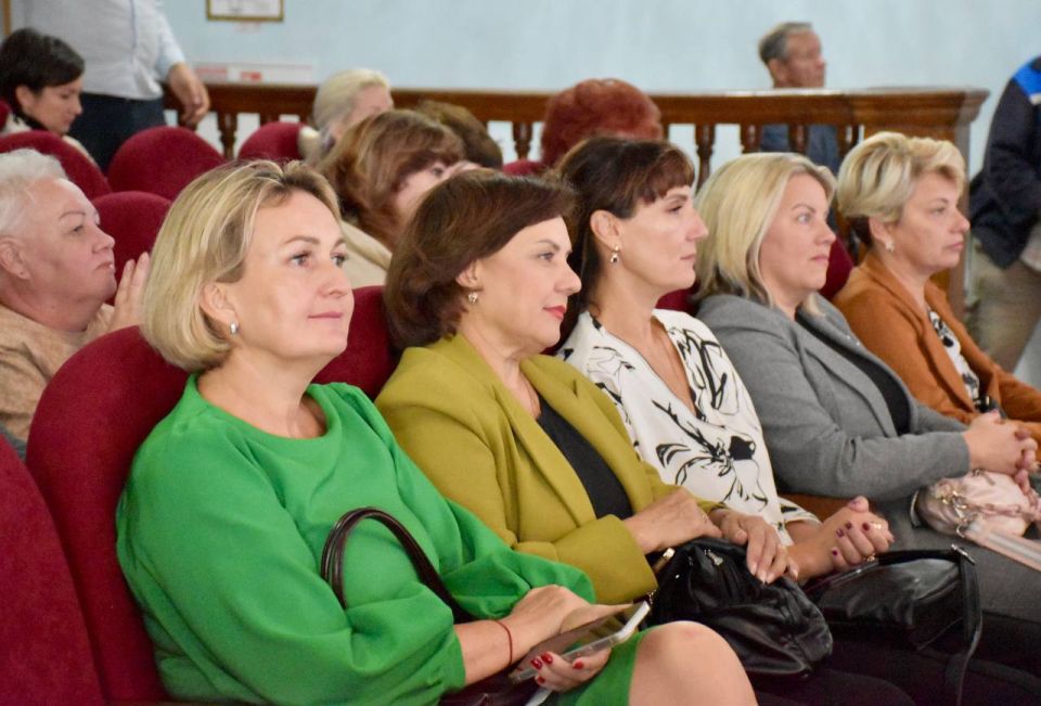 Институт развития образования Севастополя отметил 55-летие Институт развития образования Севастополя отметил 55-летие