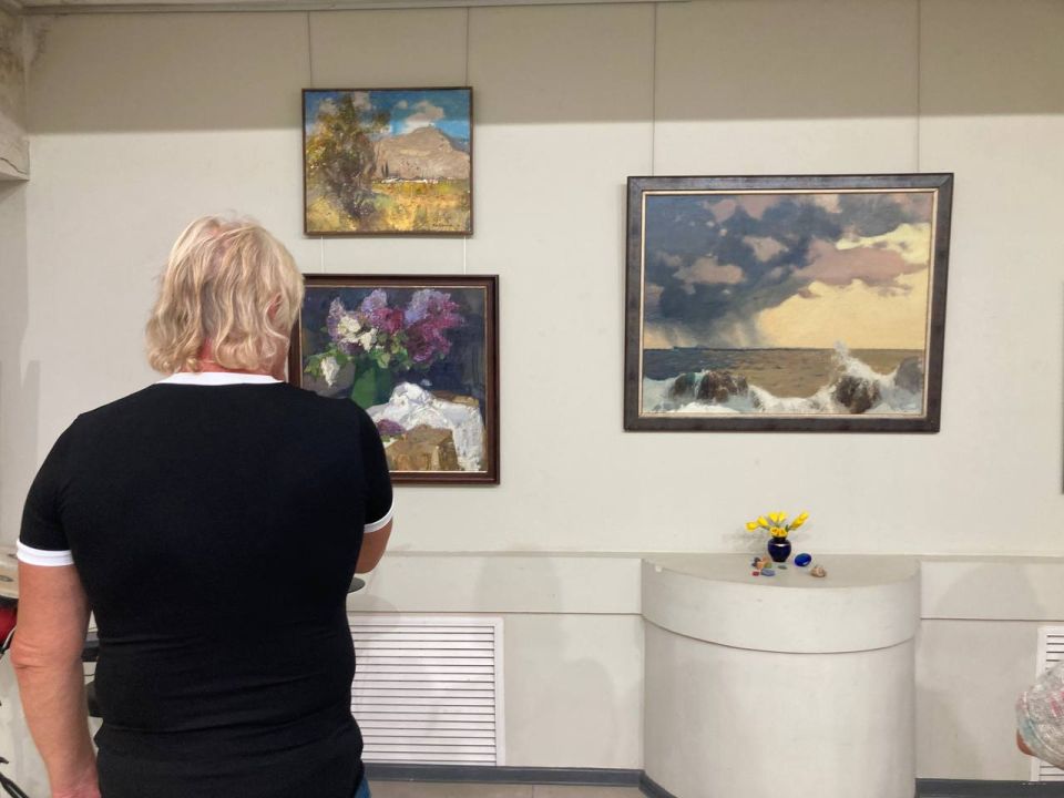 В некоторых картинах Шипилин сознательно избегает точной географической привязки, создавая обобщённые образы В некоторых картинах Шипилин сознательно избегает точной географической привязки, создавая обобщённые образы