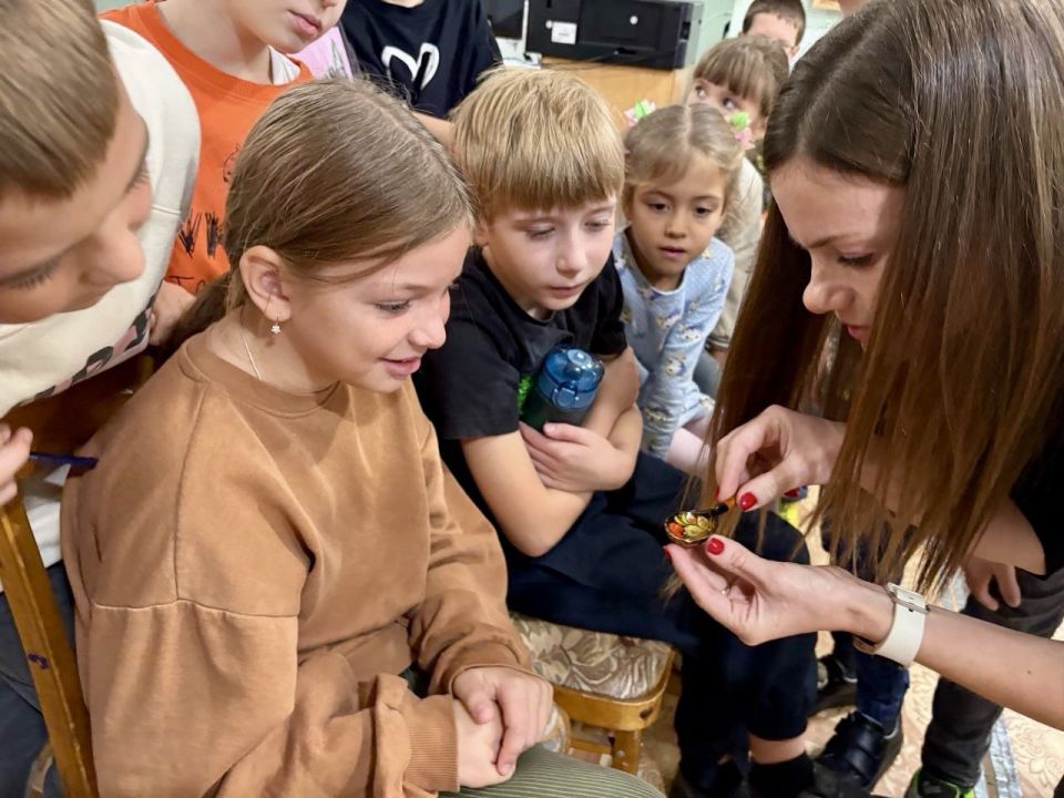 Урок народного искусства в библиотеке Урок народного искусства в библиотеке