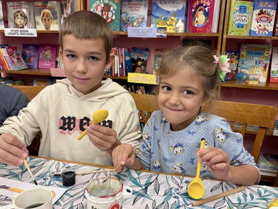 Урок народного искусства в библиотеке Урок народного искусства в библиотеке