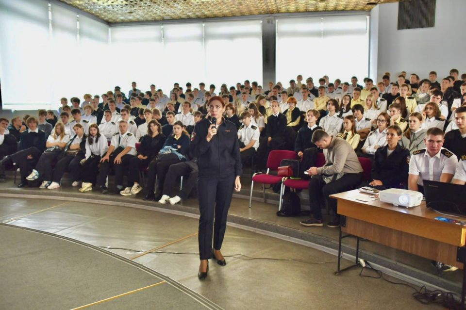       ,          .,        ...