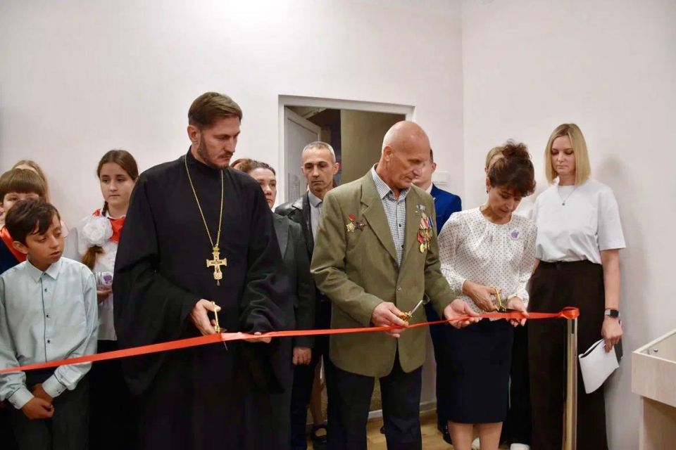 «Музей памяти» открылся в школе № 15 им. Александра Павловича Байбутлова «Музей памяти» открылся в школе № 15 им. Александра Павловича Байбутлова